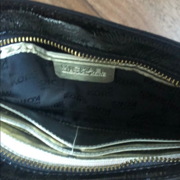 Michael Kors black patent bag - Picture 3 of 3
